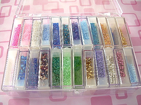 I made some color chips to label my bead storage, and I thought you all  would appreciate it 😁 : r/beadsprites
